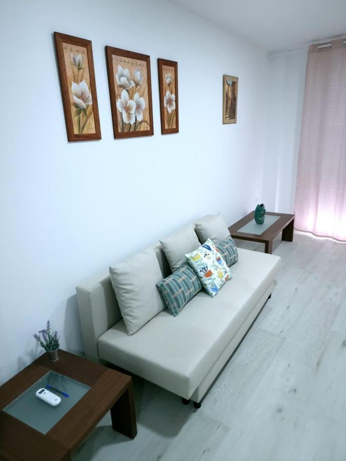 Apartamentos Zanca City Center Free Luggage Storage Малага Екстер'єр фото
